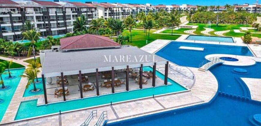 Mareazul, beachfront condo