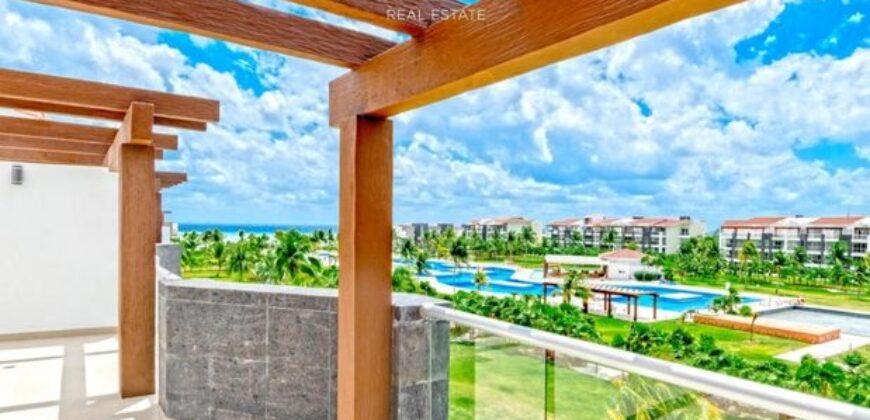 Mareazul, beachfront condo