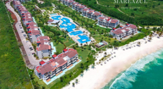 Mareazul, beachfront condo